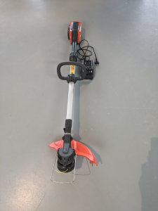 215iL Trimmer met accu en lader